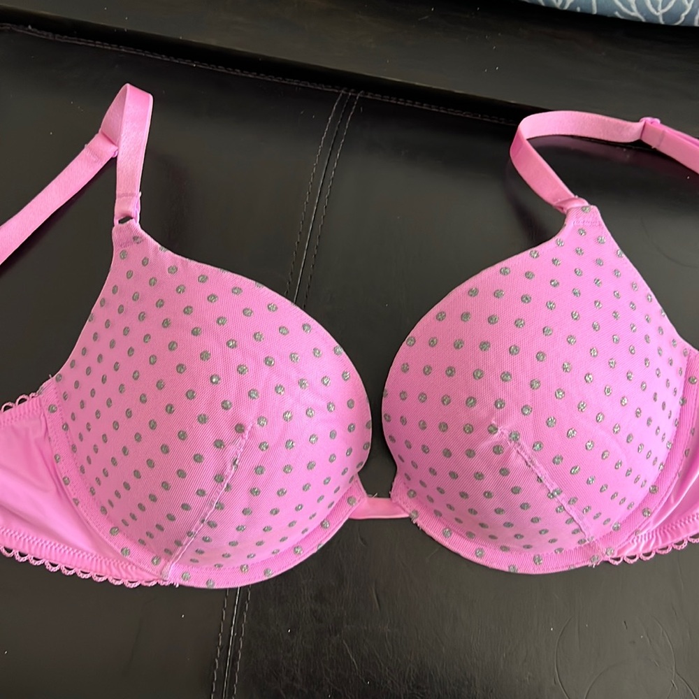 Victoria’s Secret push-up bra